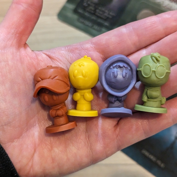 Endangered orphans of condyle cove tabletop board game (complete) - Picture 6 of 7